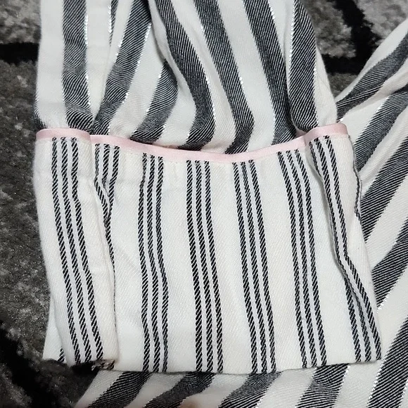 VICTORIA SECRET METALLIC STRIPED LONG-SLEEVE & SHORT LOUNGE SLEEPWEAR SET - Picture 5 of 16